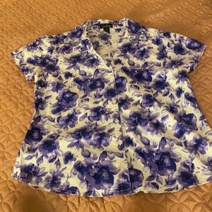 Purple flower shirt, size medium